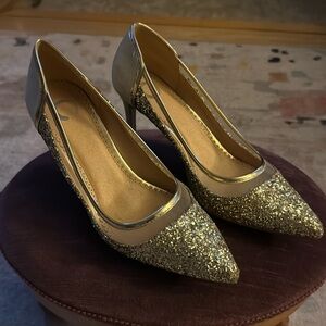 Glitter and mesh pumps